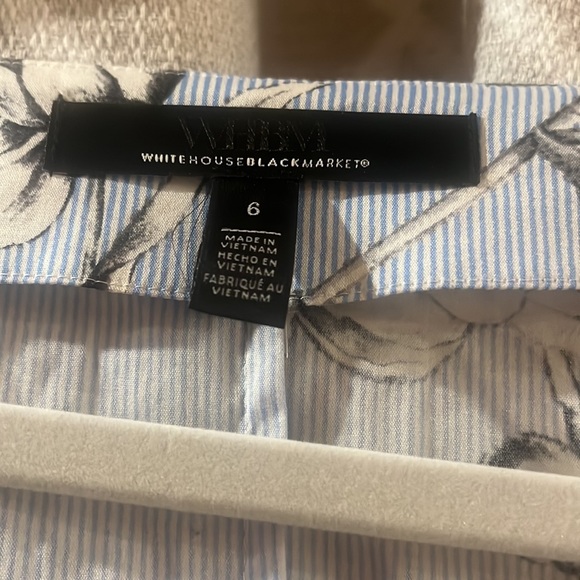 Beautiful top - Picture 2 of 3